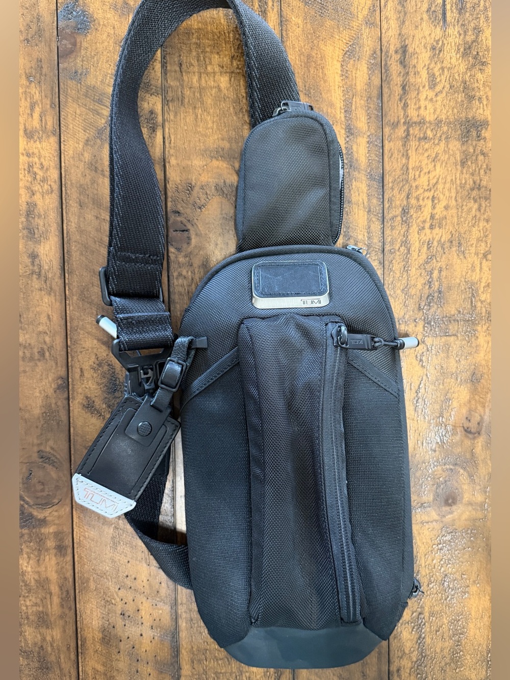 Tumi Men's Esports Pro Sling Bag